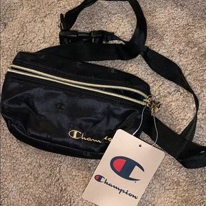 champion fanny pack